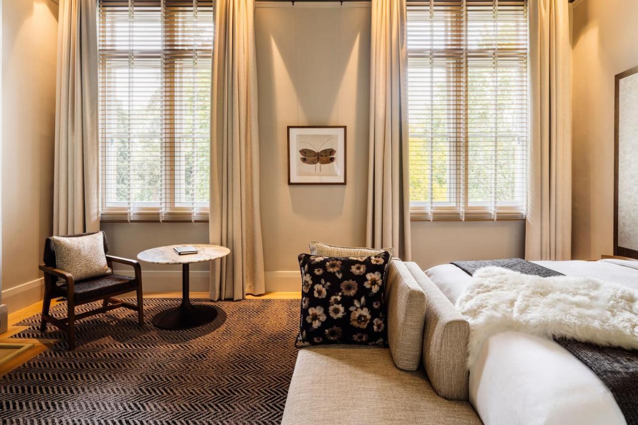 The Tasman, A Luxury Collection Hotel, 호바트 외부 사진 A room at the hotel
