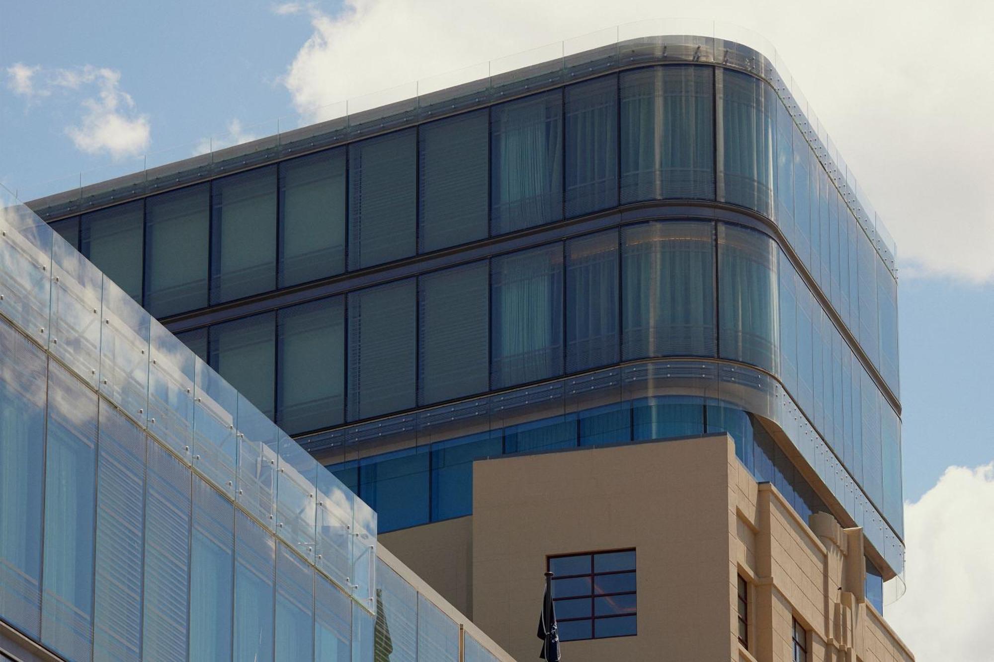 The Tasman, A Luxury Collection Hotel, 호바트 외부 사진 The building's top floors